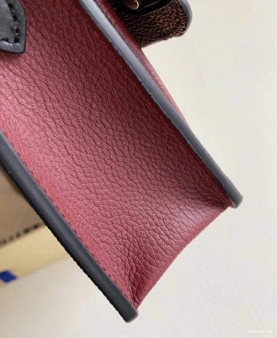 WIS LOUIS WALLET VUITTON CHAIN VAVIN 0121